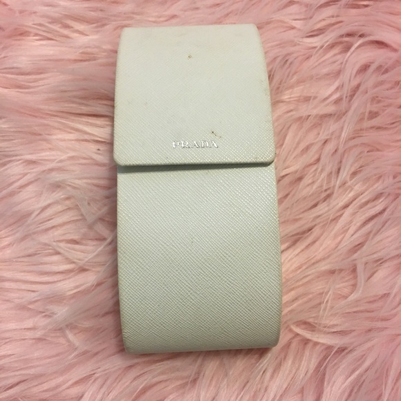 Prada sunglasses - Picture 4 of 4